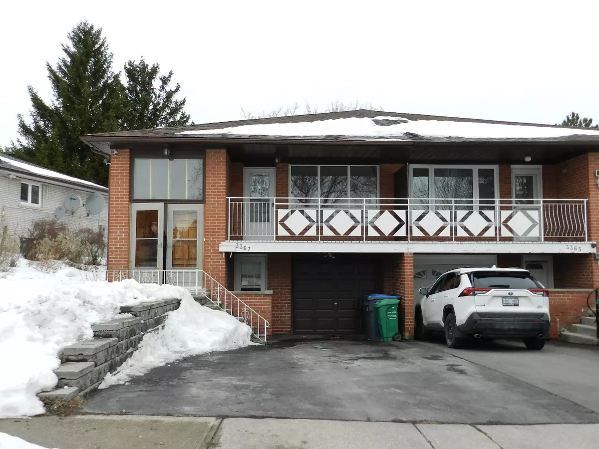 Mississauga, ON L5C 2B3,3367 VERHOEVEN DR