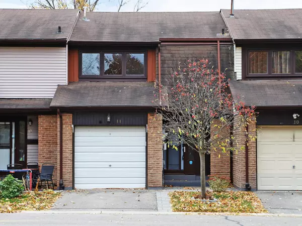 85 Baif BLVD #11, Richmond Hill, ON L4C 5E2