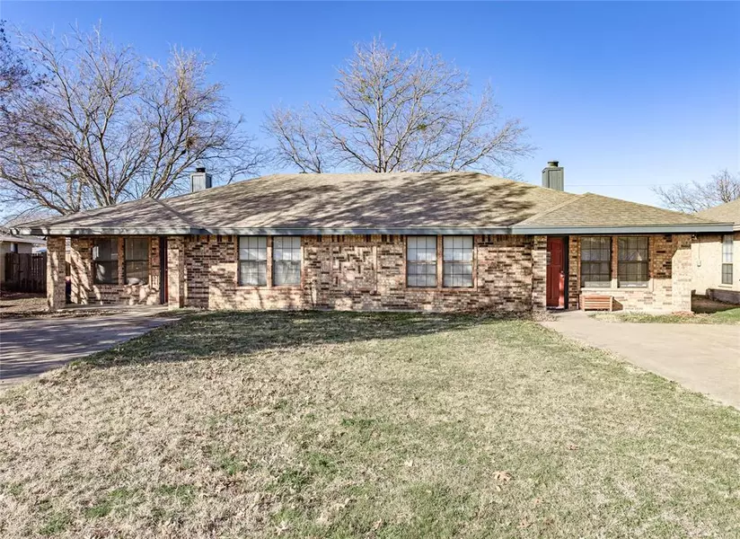 213 Lanham Court, White Settlement, TX 76108