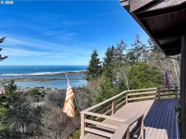 Gold Beach, OR 97444,29844 HOUND DOG RD