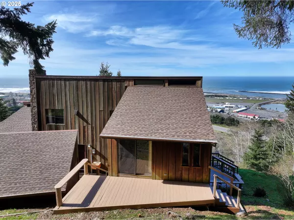 Gold Beach, OR 97444,29844 HOUND DOG RD