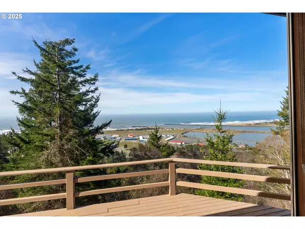 Gold Beach, OR 97444,29844 HOUND DOG RD