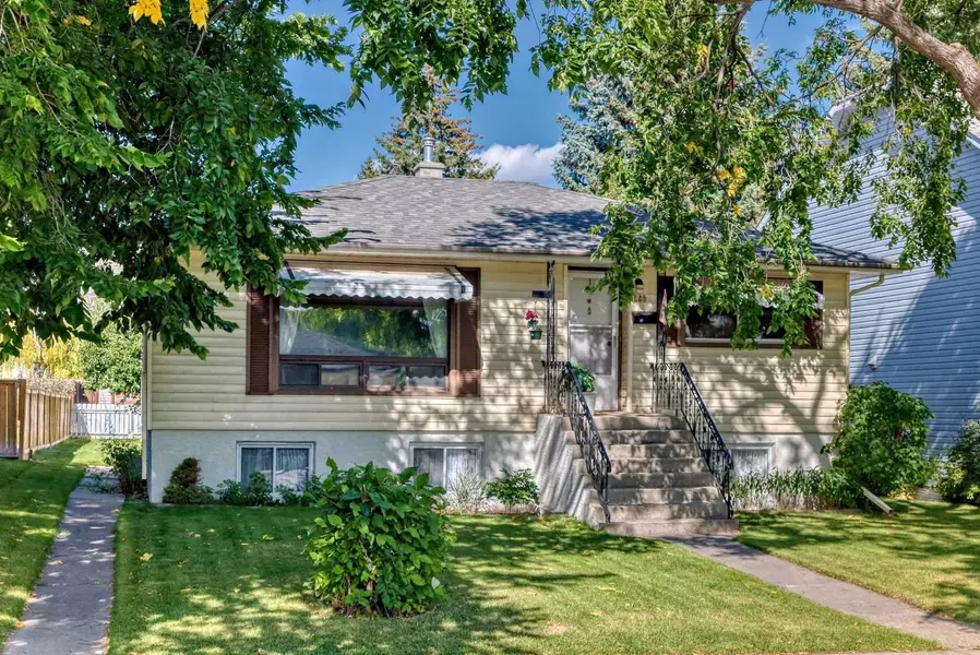 120 41 AVE Northwest, Calgary, AB T2K 0G6