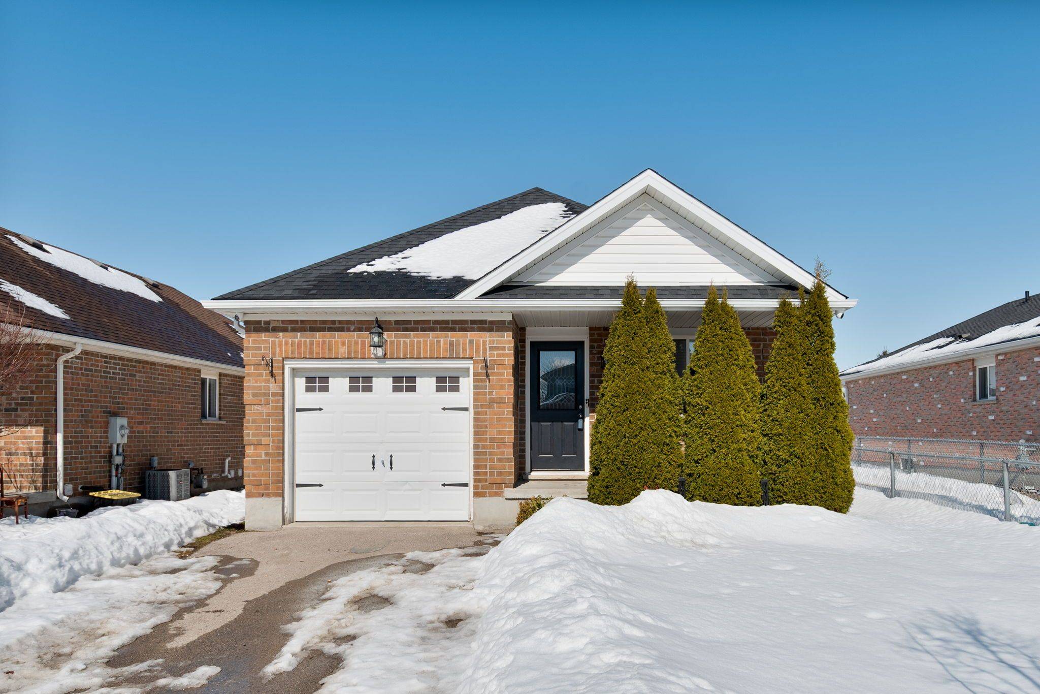 London, ON N5X 4G8,916 Marigold ST