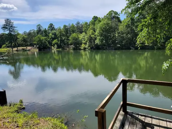 800 Twin Mountain Lake Circle, Talking Rock, GA 30175