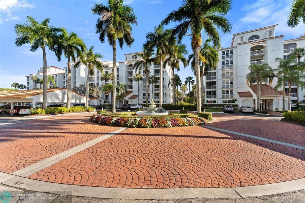 Pompano Beach, FL 33069,4126 W Palm Aire Dr  #262B