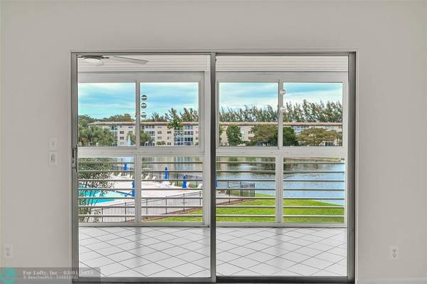 1804 Eleuthera Pt  #E3, Coconut Creek, FL 33066