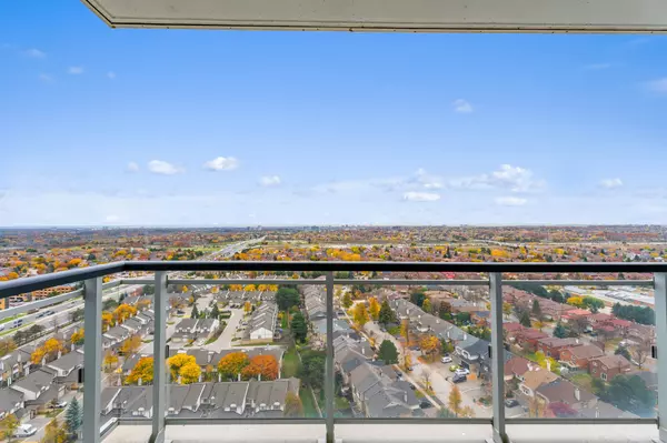 Mississauga, ON L5M 0Y3,2560 Eglinton AVE W #2004