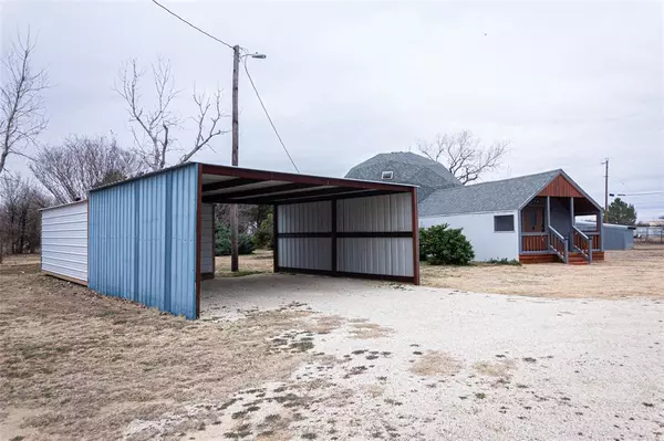 Clyde, TX 79510,1422 County Road 631