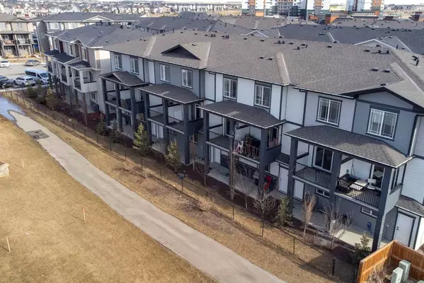 95 Skyview Close Northeast #910, Calgary, AB T3N1X2