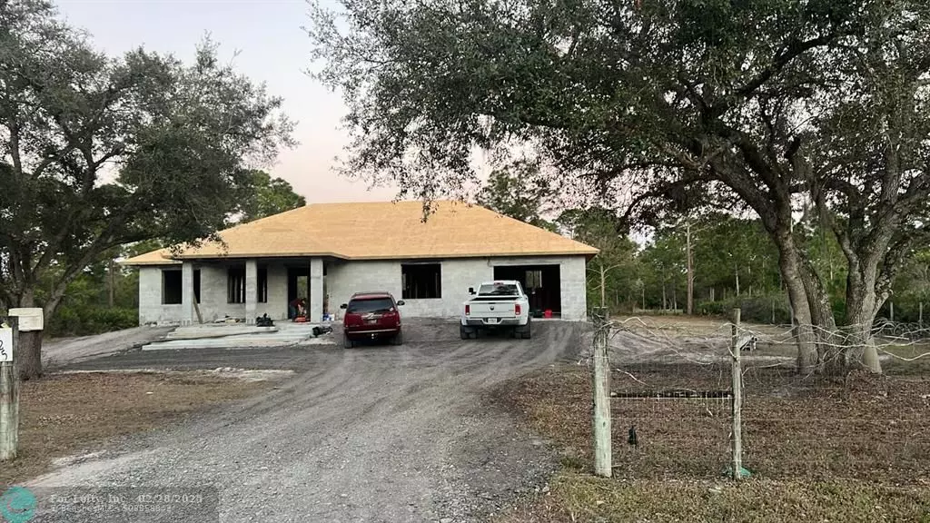 Clewiston, FL 33440,725 N Verda st