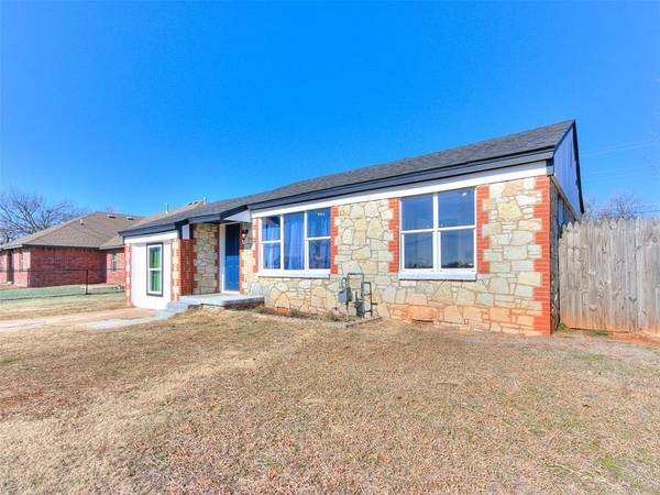 8709 NE 10th Street, Midwest City, OK 73110