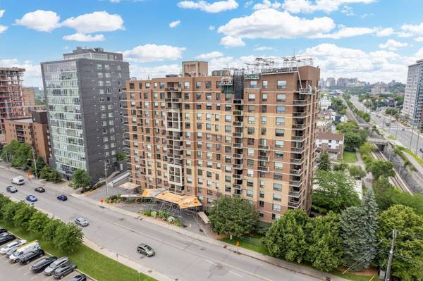 215 PARKDALE AVE #602, West Centre Town, ON K1Y 4T8