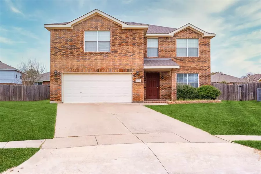 713 Devontree Court, Fort Worth, TX 76052