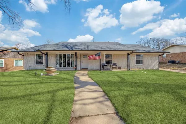 1413 Lakewood Drive, Sherman, TX 75092