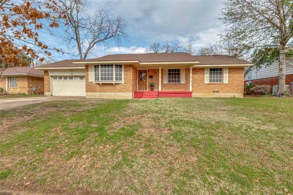 2805 W 11th Street, Irving, TX 75060