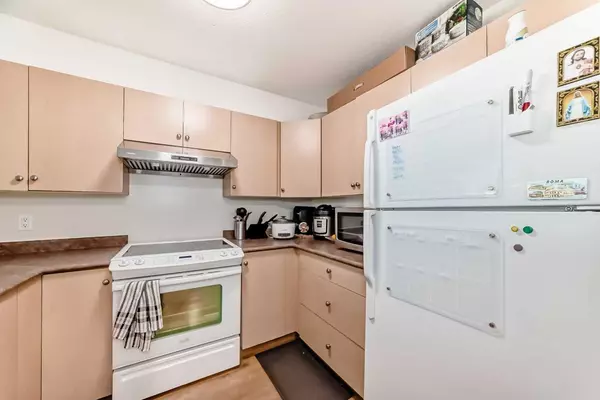 Calgary, AB T2Y 4T7,16320 24 ST Southwest #1118