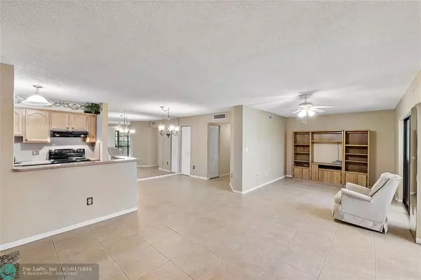 Fort Lauderdale, FL 33321,9887 N Belfort Cir  #112