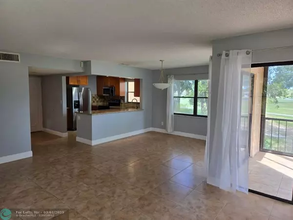 8901 N New River Canal Rd  #25W, Plantation, FL 33324