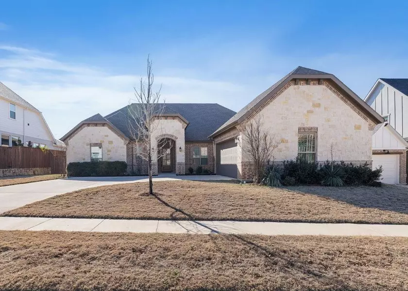 7228 Smith Farm Drive, North Richland Hills, TX 76182