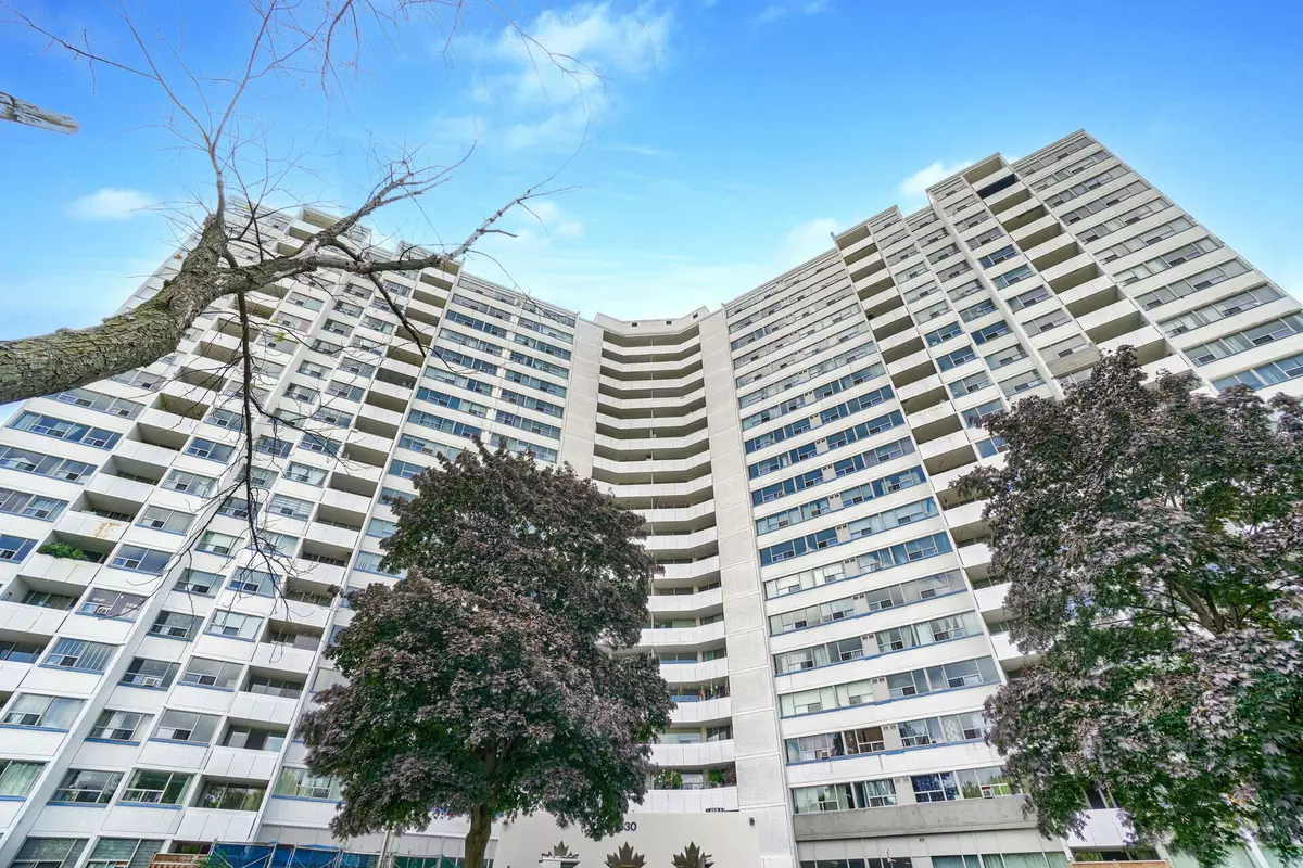 Mississauga, ON L5A 3T2,530 Lolita GDNS #904