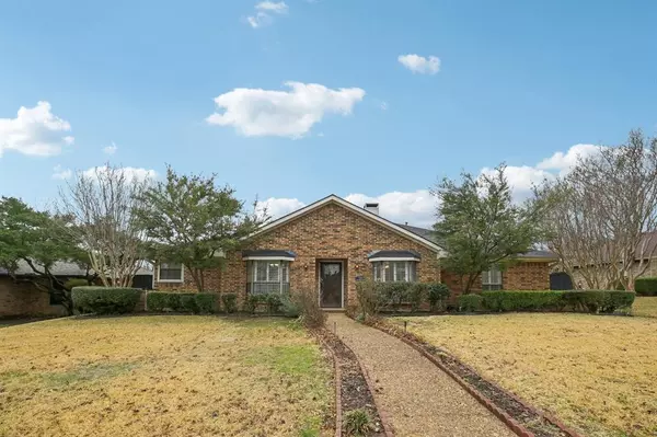 829 Woodmoor Drive, Coppell, TX 75019