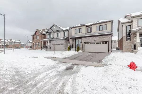 256 BEDROCK DR, Hamilton, ON L8J 0M2