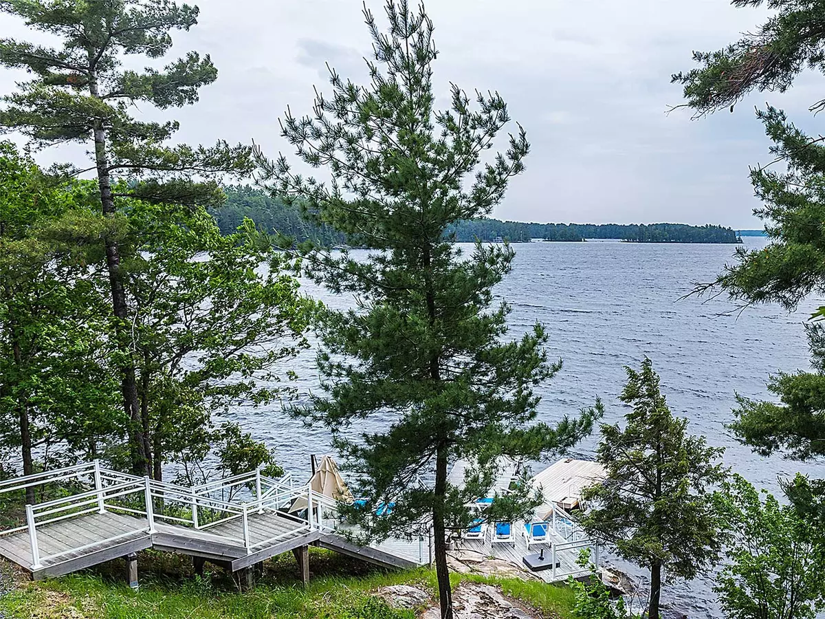 Muskoka Lakes, ON P1L 1W8,1869 Muskoka Rd 118 HWY W #A103-D1