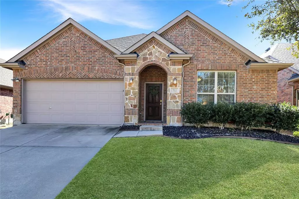 Little Elm, TX 75068,912 Lake Worth Trail