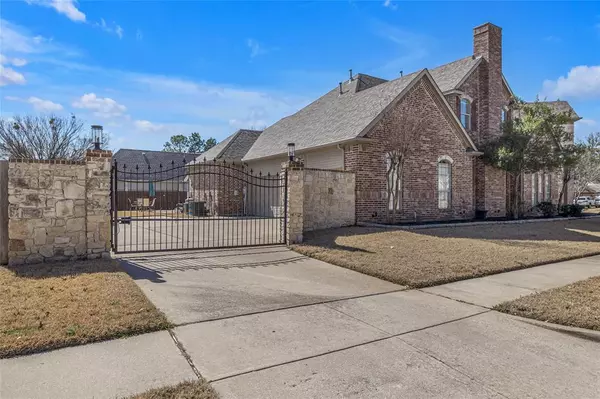 North Richland Hills, TX 76182,8200 Thornwood Drive