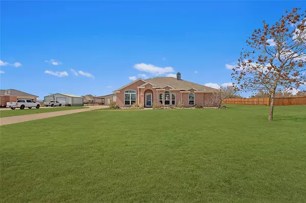 620 Lakeridge Drive, Lavon, TX 75166