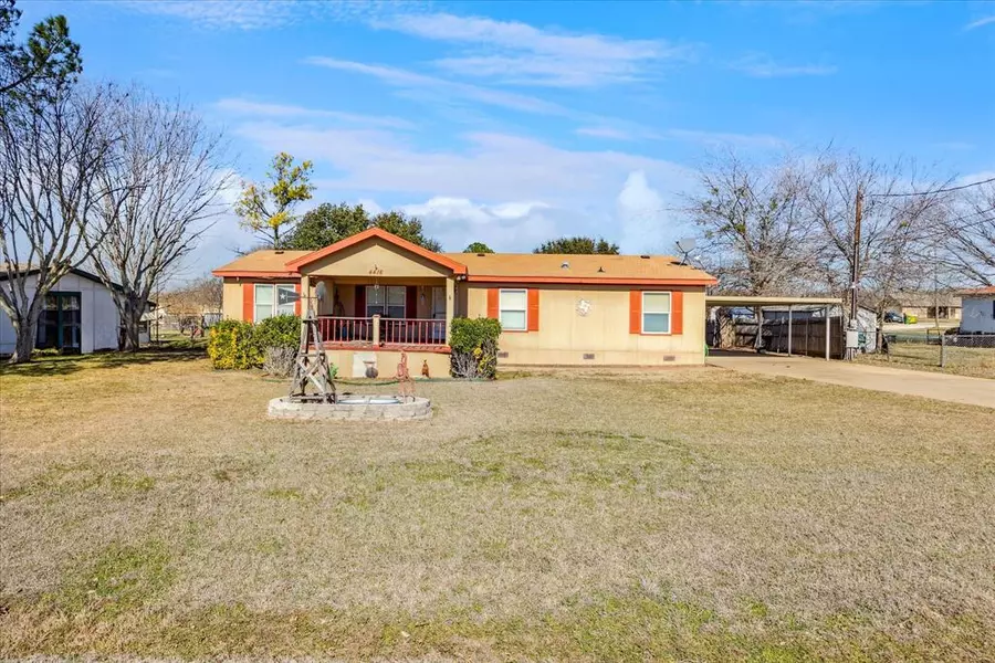 4416 Kristy Court, Granbury, TX 76049