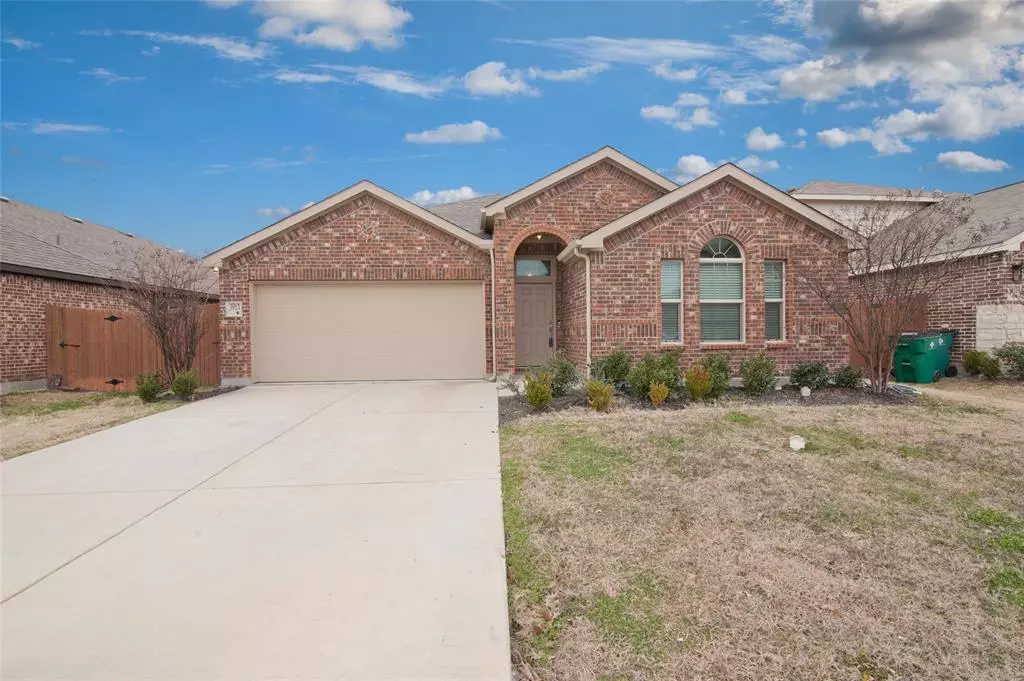 Forney, TX 75126,3913 Great Plains Way