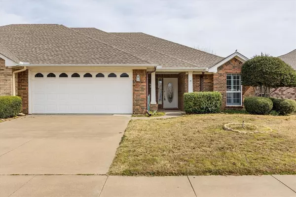 1005 Hayden Court, Granbury, TX 76048