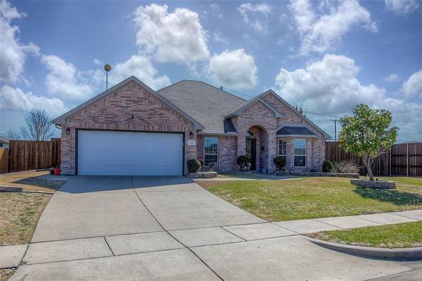 100 Enchanted Forest Drive, Wylie, TX 75098