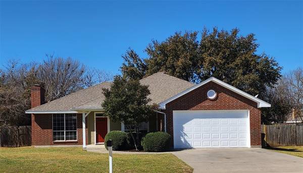 529 N Shady Shores Drive, Lake Dallas, TX 75065