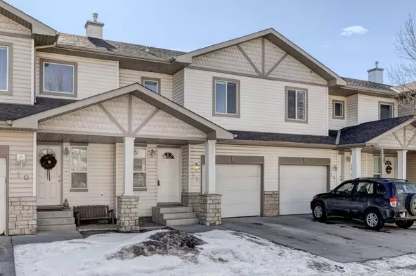 12 Citadel Meadow GDNS NW, Calgary, AB T3G 5N6