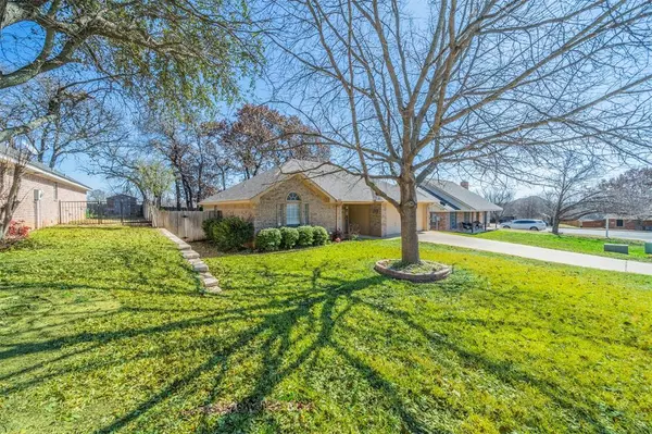 Weatherford, TX 76086,106 Whiterock Court