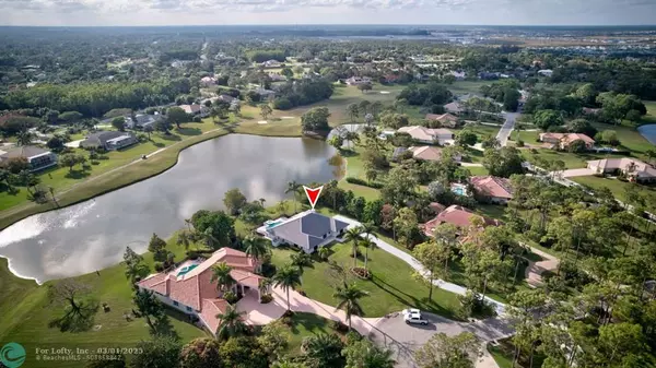 Palm Beach Gardens, FL 33430,8611 Gullane Ct