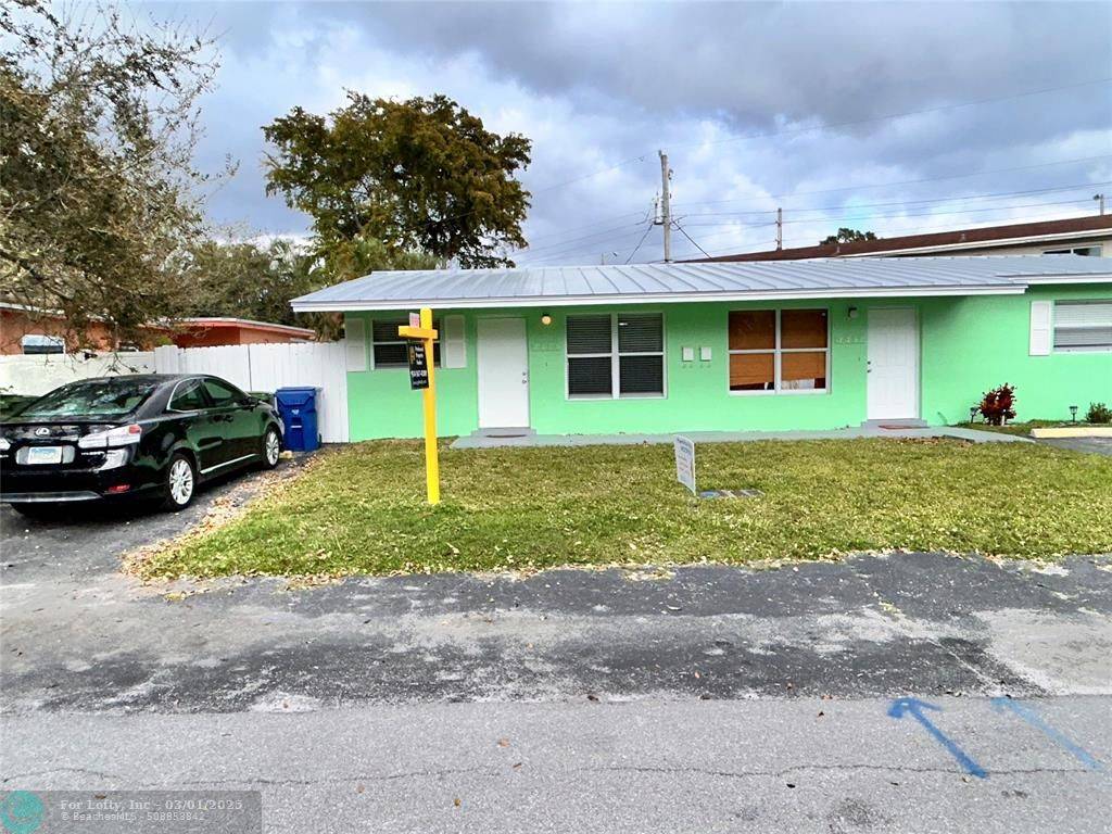 Wilton Manors, FL 33311,2434 NW 9TH TER  #LEFT