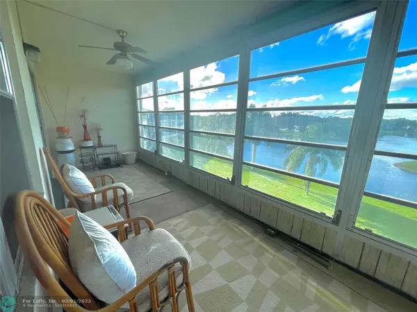 4005 Oakridge A  #4005, Deerfield Beach, FL 33442