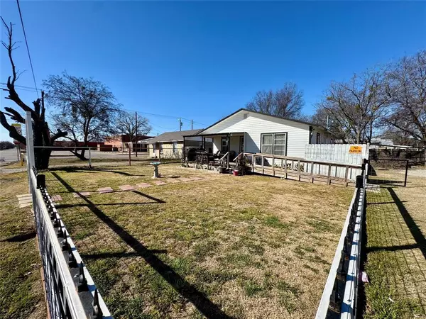 Mineral Wells, TX 76067,1100 2nd Avenue