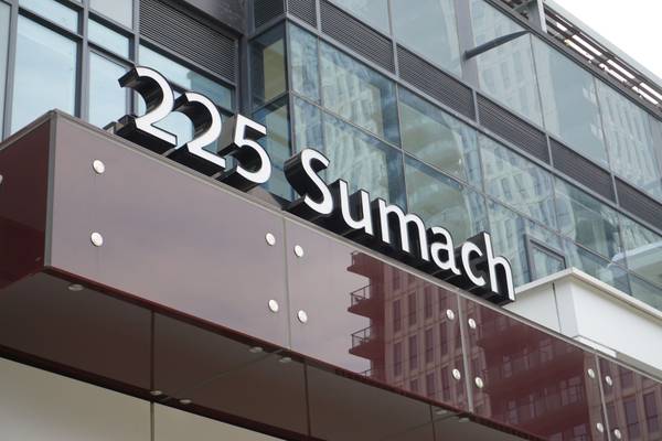 225 Sumach ST #2202, Toronto C08, ON M5A 3K3