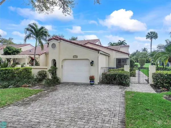 630 Deer Creek Emerald Way East, Deerfield Beach, FL 33442