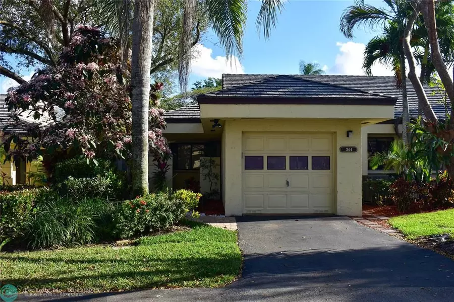 344 NW 94th Ter, Plantation, FL 33324