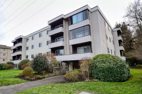 Saanich, BC V8P 3A7,1571 Mortimer St #302