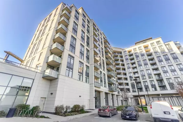 12 Woodstream BLVD #919, Vaughan, ON L4L 8C3