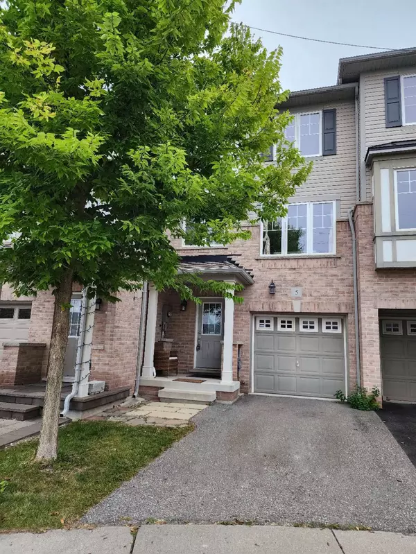 2006 Trawden WAY #5 Upper, Oakville, ON L6M 0M1