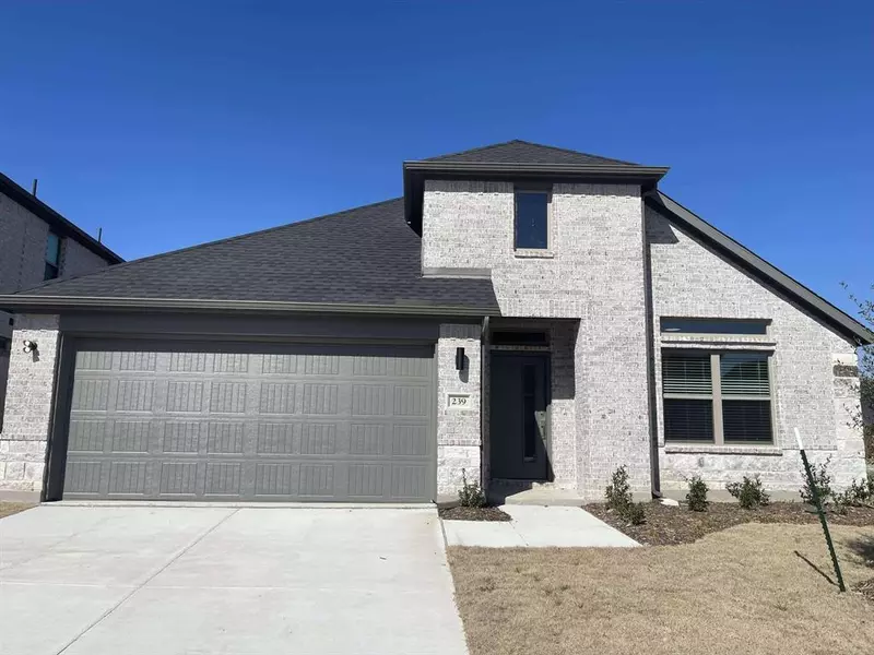 239 Ivory Brook Cove Drive, Lavon, TX 75166