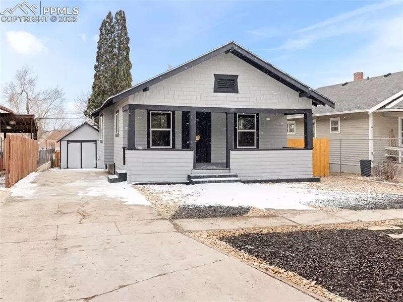 1004 E 11th ST, Pueblo, CO 81001